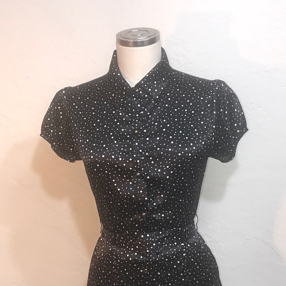 CHERISH Size:M Made in USA Satin Top
